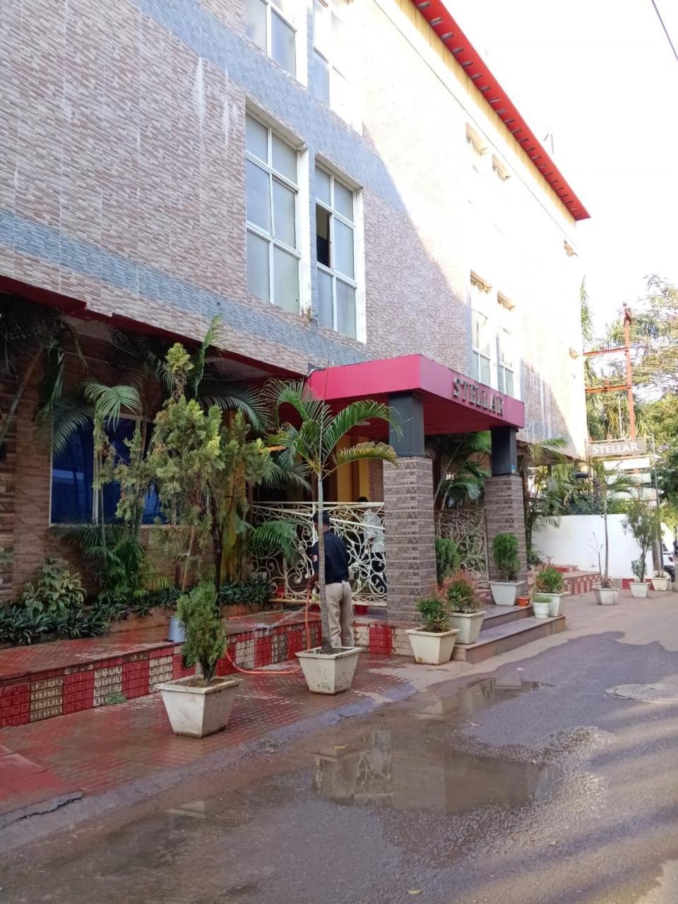 Hotel Stellar Bhubaneswar Exteriör bild